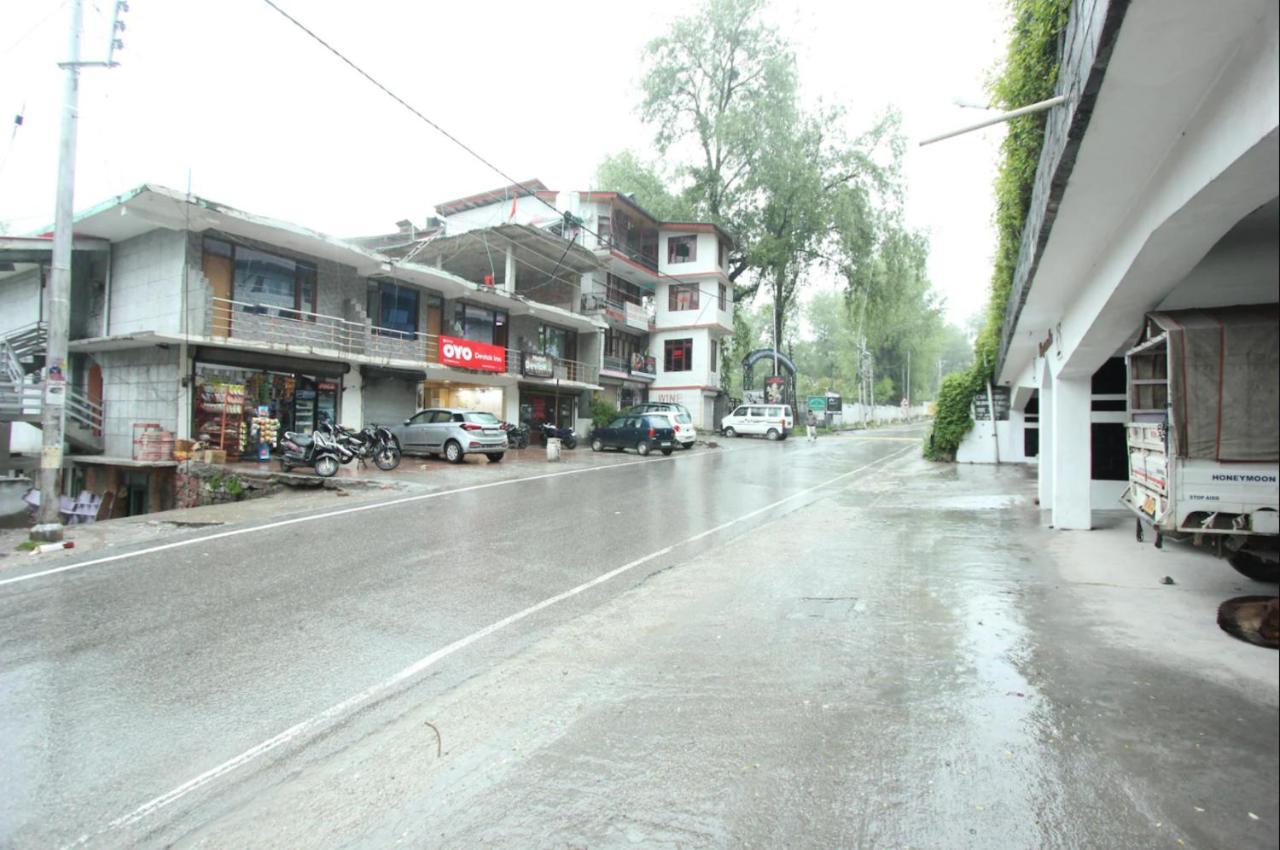 Hotel Devlok Inn Manāli Dış mekan fotoğraf